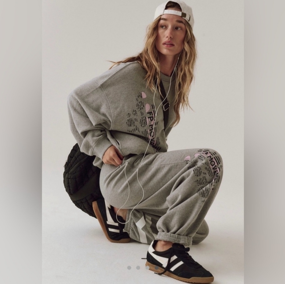 Free People Movement All Star Logo Pants NWOT in Gray - Picture 2 of 5